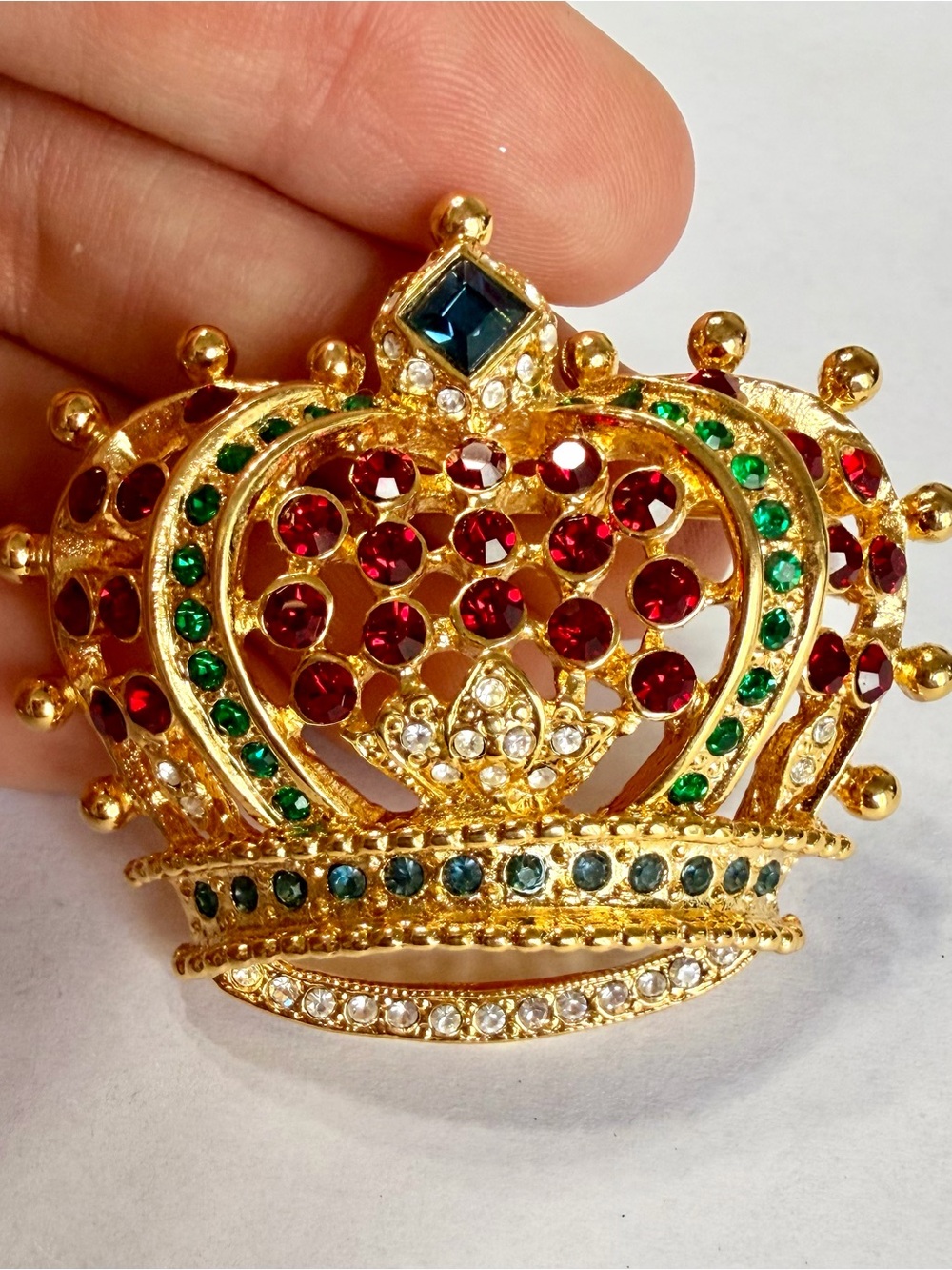 Vintage Kenneth Jay Lane KJL Rhinestone Crown Brooch Pin Gold Tone Statement